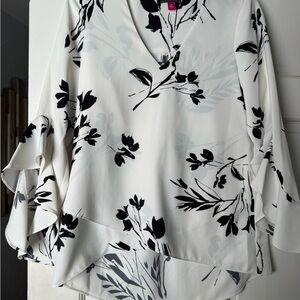 Vince Camuto Black and White Floral Blouse